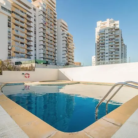 Algarve Modern Flat Pool-parking-ac Nearby Appartamento