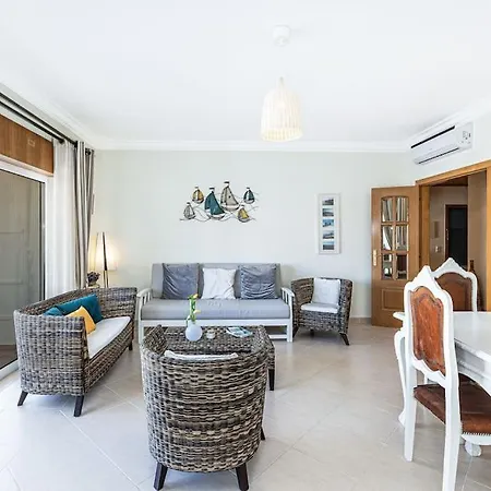 Appartamento Algarve Modern Flat Pool-parking-ac Nearby