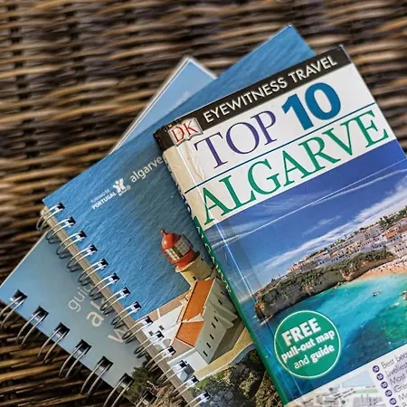 Algarve Modern Flat Pool-parking-ac Nearby *